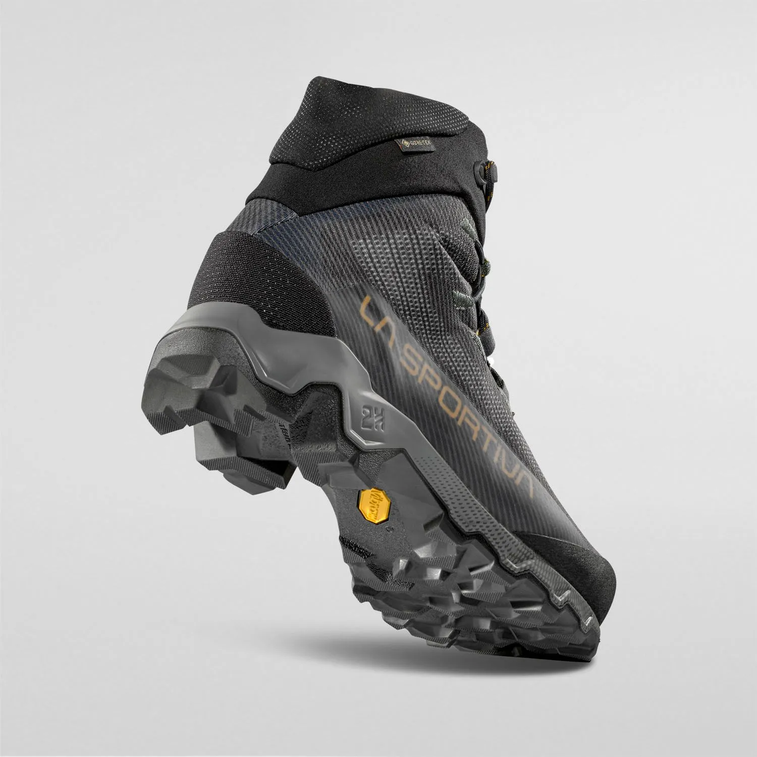 La Sportiva Aequilibrium Hike GTX scarpone trekking uomo Gore-Tex