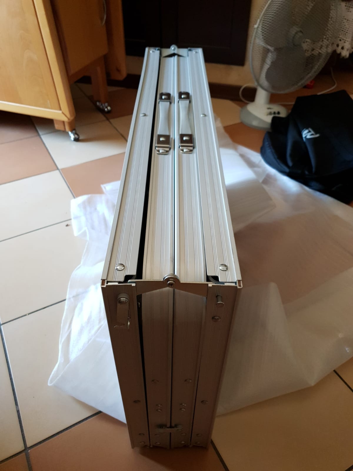 Bertoni Fold 4 Tavolo Campeggio Pieghevole Marrone Alluminio