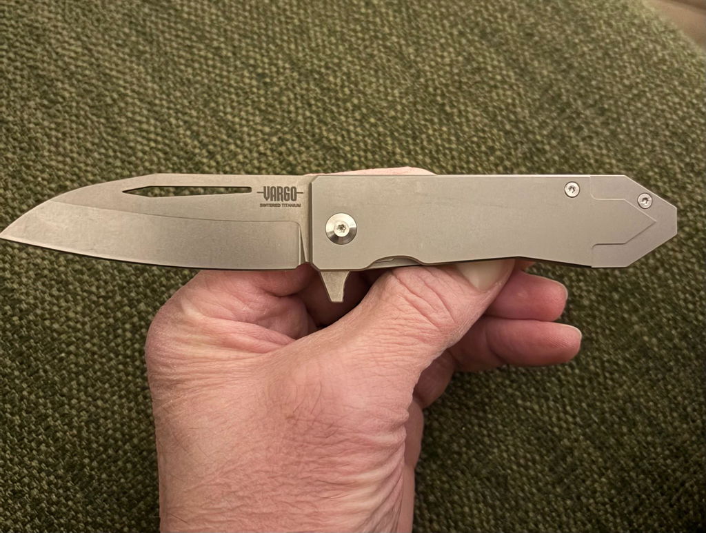 Vargo Sobata-398 Coltello Titanio EDC