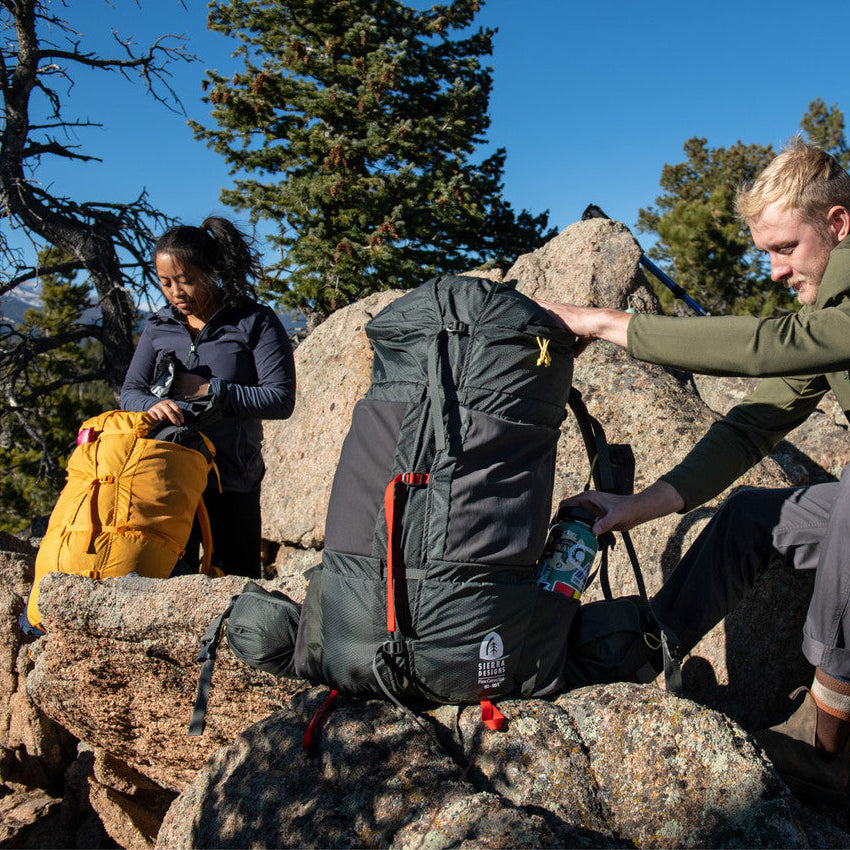 Sierra Designs Flex Capacitor 40-60L zaino Peat M/L trekking