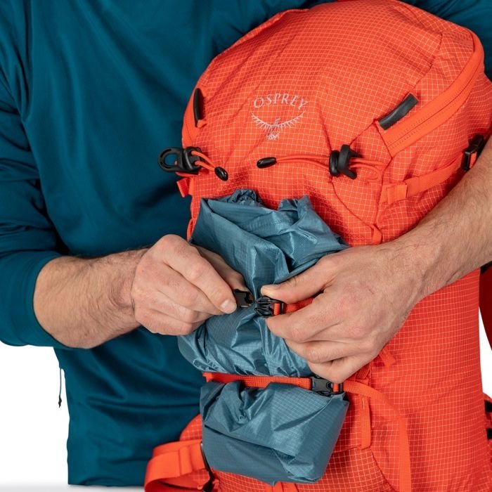 Osprey Mutant zaino trekking mars orange 22l