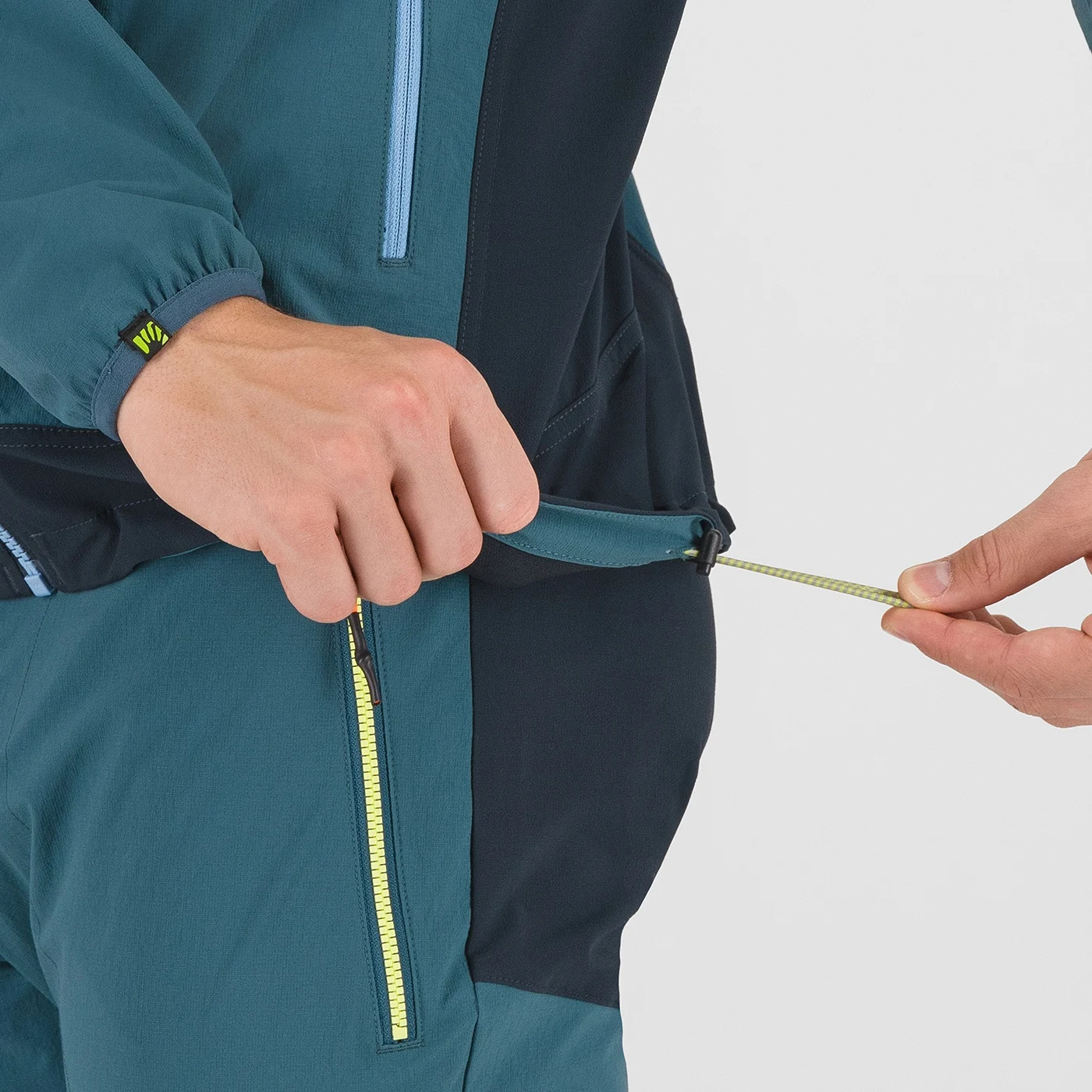 Karpos Parete Evo giacca antivento alpinismo cappuccio